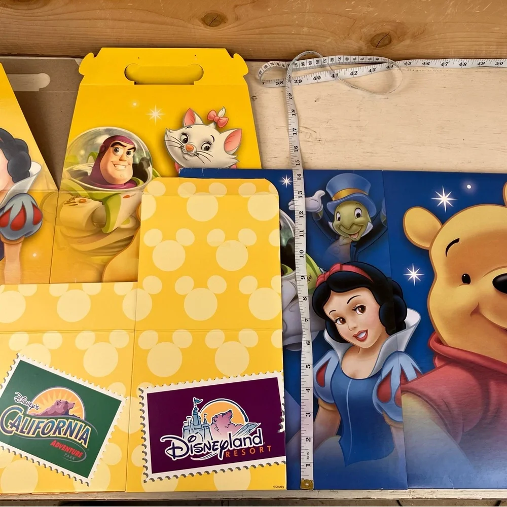 Vintage Disney Store Gift Box Set of 3 Mickey and Winnie the Pooh Collectable